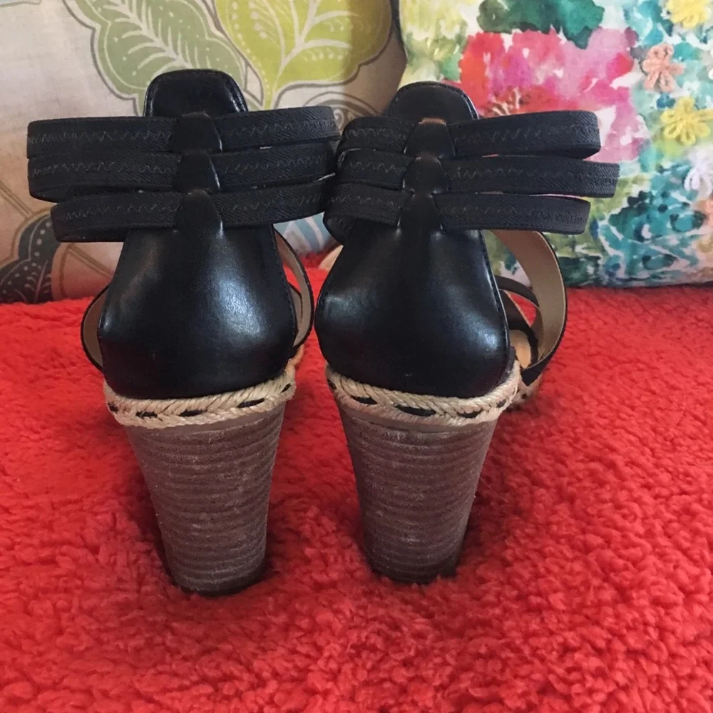Naturalizer Divine stacked heel sandal - Picture 6 of 6